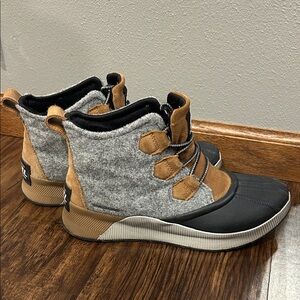 Stylish Gray and Tan Winter Boots